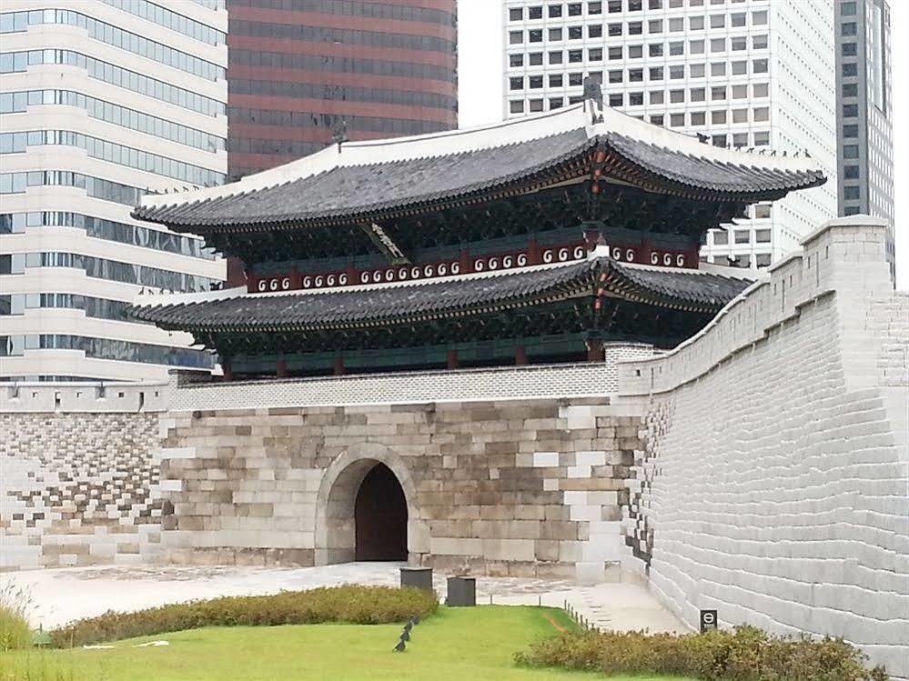 24 Guesthouse Seoul Station Premier Bagian luar foto